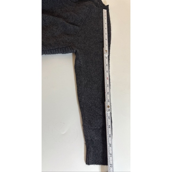 Halogen Wool Cashmere V-Neck Sweater - Picture 9 of 11